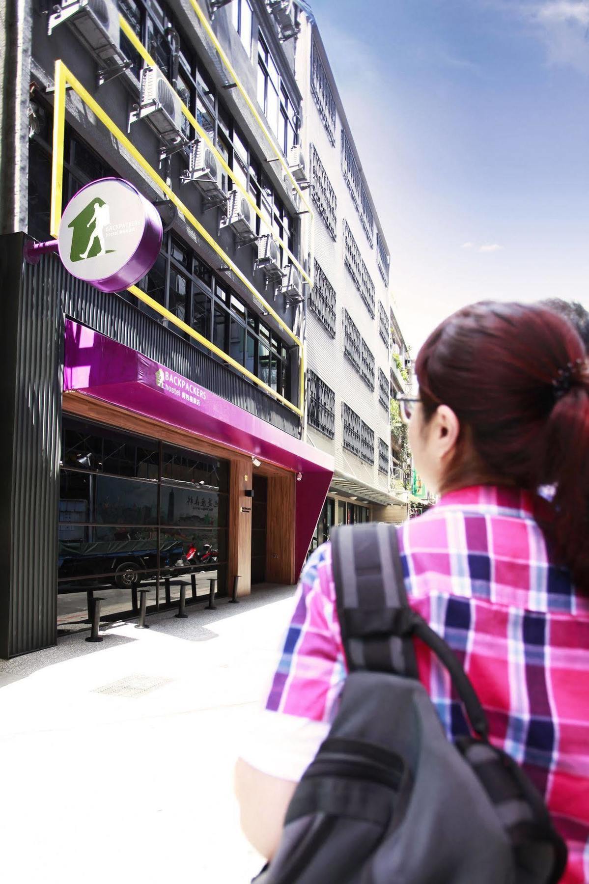 Backpackers Hostel - Ximen Тайпей Екстериор снимка